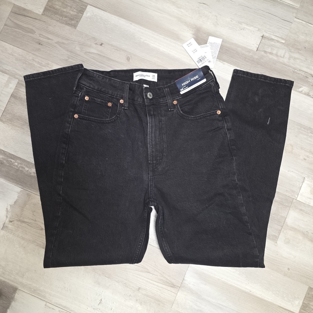 NWT Abercrombie Curve Love High Rise Black‎ Jeans 26 Short $80 Retail